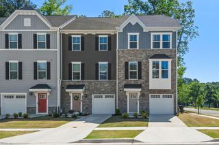 130 Pocosin PATH # 5A, Poquoson, VA 23662