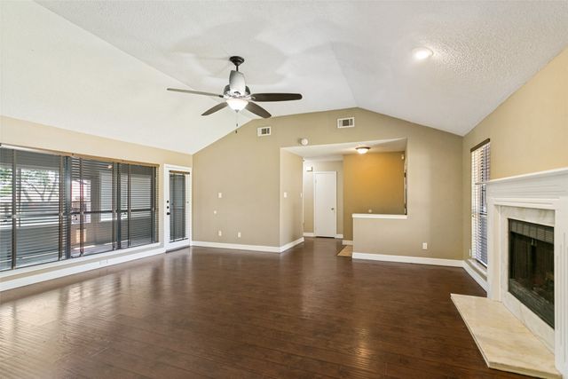 928 Ledgemont Drive, Plano, TX 75025