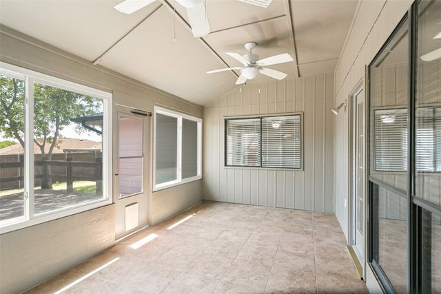 928 Ledgemont Drive, Plano, TX 75025