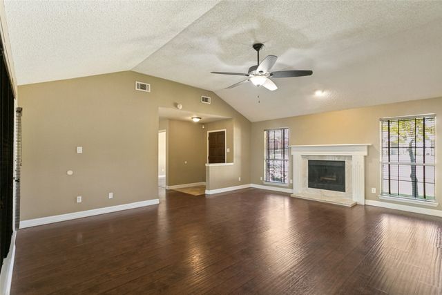 928 Ledgemont Drive, Plano, TX 75025