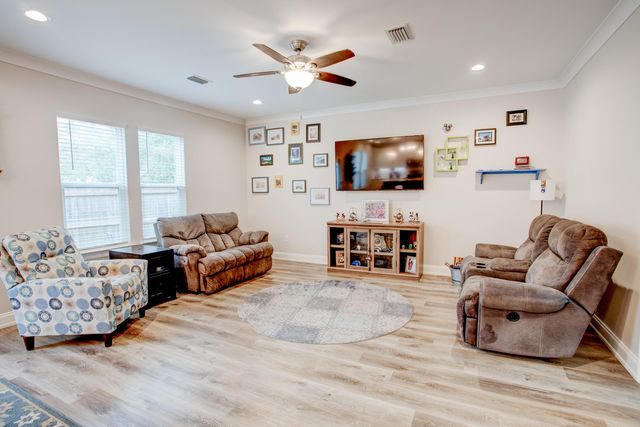 473 Johnson Street, Valparaiso, FL 32580