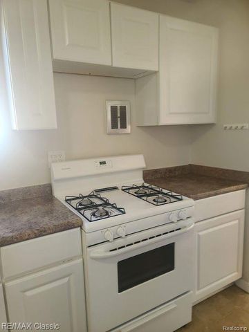 937 E ANNABELLE Avenue, Hazel Park, MI 48030
