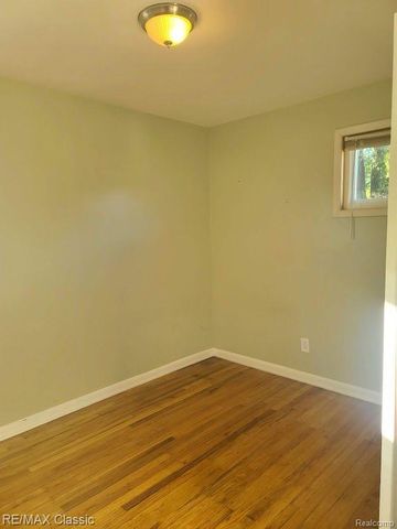 937 E ANNABELLE Avenue, Hazel Park, MI 48030