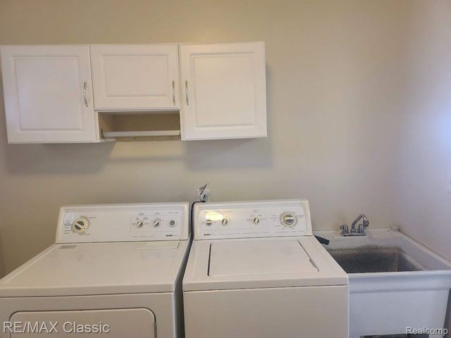 937 E ANNABELLE Avenue, Hazel Park, MI 48030
