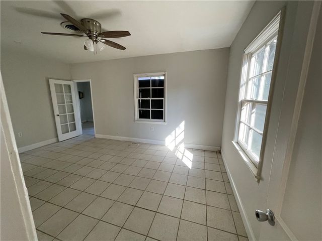 2222 Ponce De Leon Circle B, Vero Beach, FL 32960