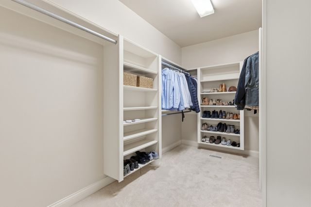 201 Lake Ridge Ct, Franklin, TN 37069