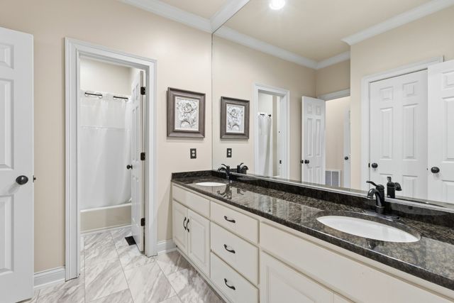 201 Lake Ridge Ct, Franklin, TN 37069