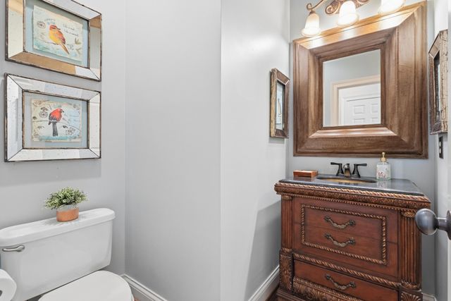 201 Lake Ridge Ct, Franklin, TN 37069