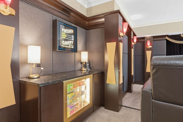 201 Lake Ridge Ct, Franklin, TN 37069