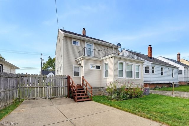 4214 Longwood Avenue, Parma, OH 44134