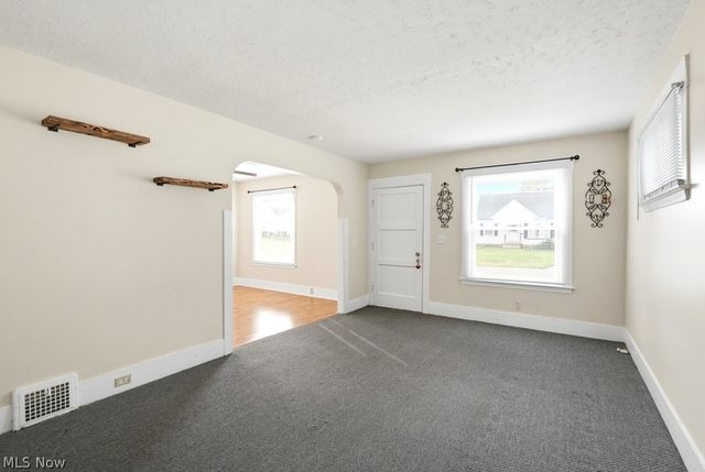4214 Longwood Avenue, Parma, OH 44134