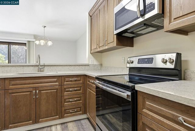 1761 Carmel Dr 203, Walnut Creek, CA 94596