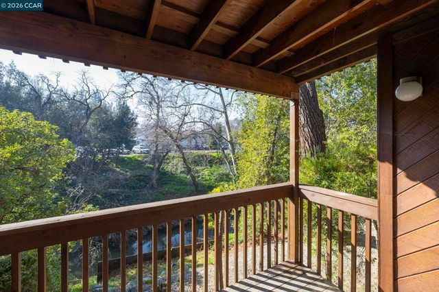 1761 Carmel Dr 203, Walnut Creek, CA 94596