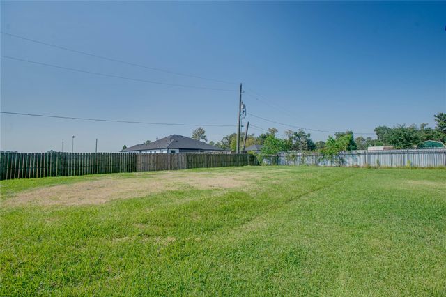 21074 Briar Chase Drive, Porter, TX 77365