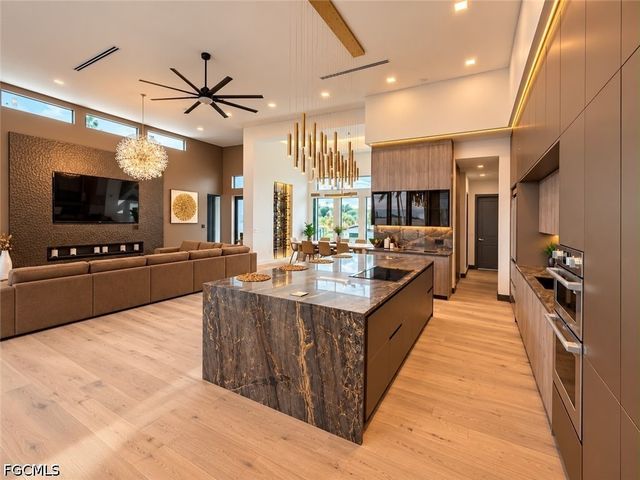 141 E North Shore AVE, North Fort Myers, FL 33917