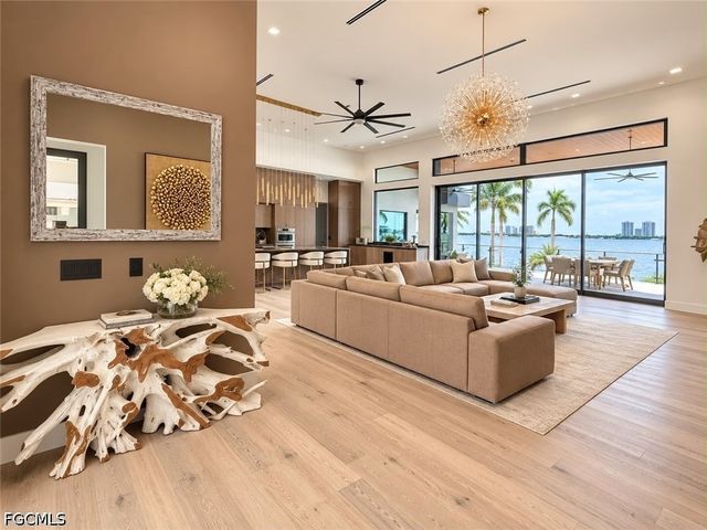 141 E North Shore AVE, North Fort Myers, FL 33917