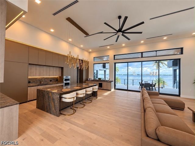 141 E North Shore AVE, North Fort Myers, FL 33917