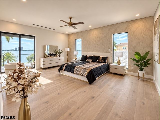 141 E North Shore AVE, North Fort Myers, FL 33917