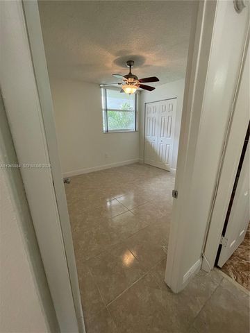 10090 NW 80th Ct 1304, Hialeah Gardens, FL 33016