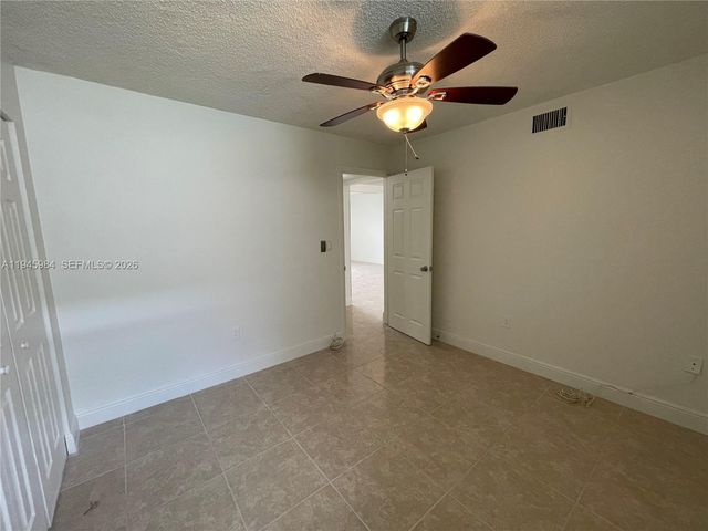 10090 NW 80th Ct 1304, Hialeah Gardens, FL 33016