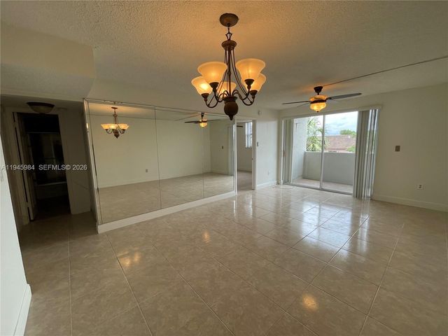 10090 NW 80th Ct 1304, Hialeah Gardens, FL 33016