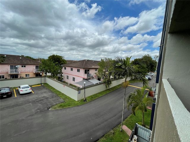 10090 NW 80th Ct 1304, Hialeah Gardens, FL 33016