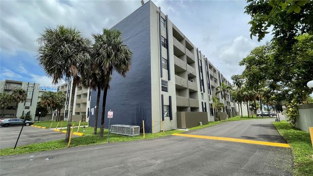 10090 NW 80th Ct 1304, Hialeah Gardens, FL 33016