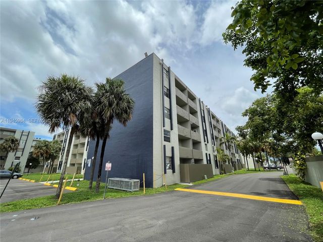 10090 NW 80th Ct 1304, Hialeah Gardens, FL 33016