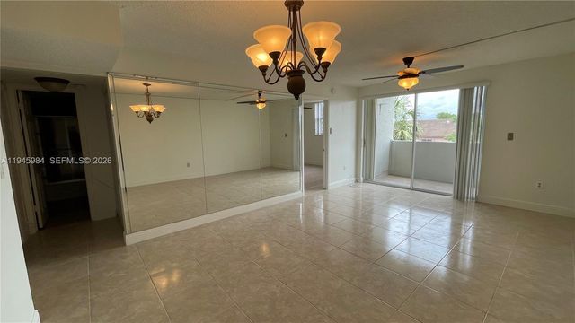 10090 NW 80th Ct 1304, Hialeah Gardens, FL 33016