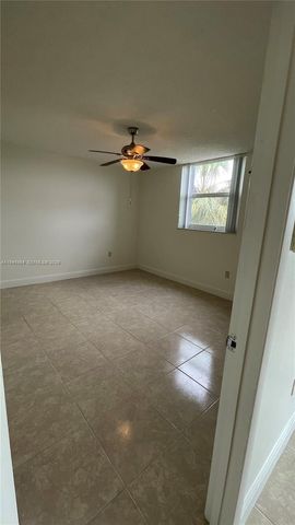 10090 NW 80th Ct 1304, Hialeah Gardens, FL 33016