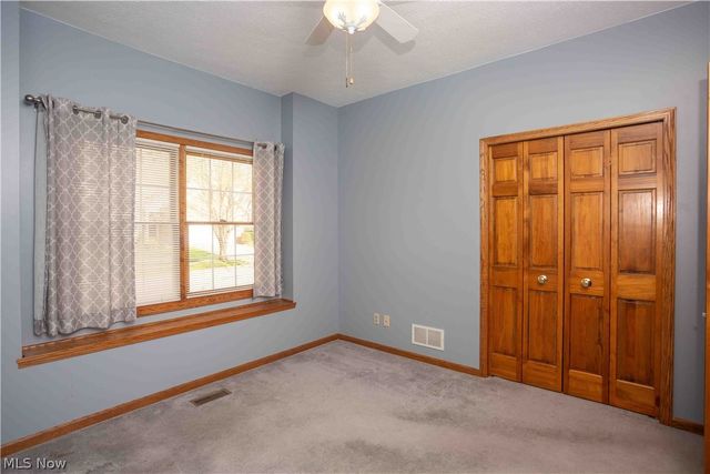 647 N Ridgecliff Street, Tallmadge, OH 44278