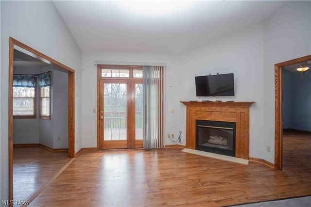 647 N Ridgecliff Street, Tallmadge, OH 44278