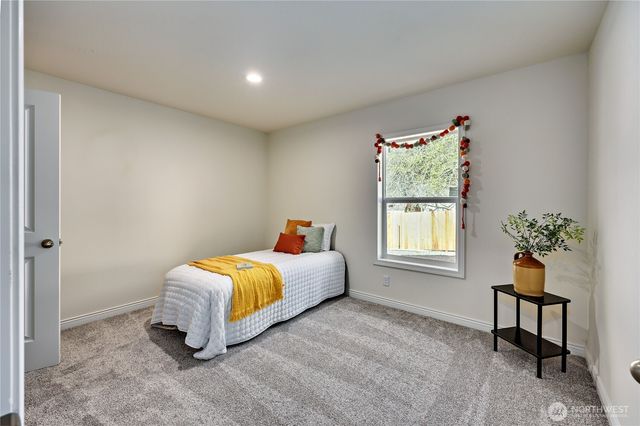 21381 Howard Avenue NE, Kingston, WA 98346