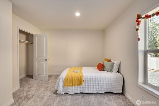 21381 Howard Avenue NE, Kingston, WA 98346