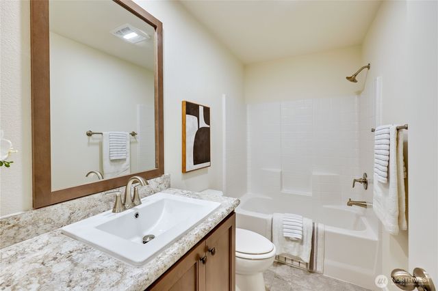 21381 Howard Avenue NE, Kingston, WA 98346