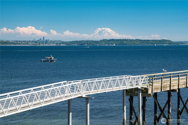 21381 Howard Avenue NE, Kingston, WA 98346