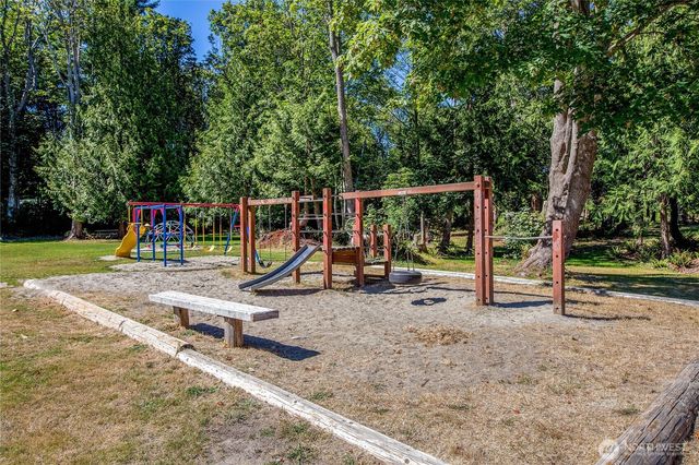 21381 Howard Avenue NE, Kingston, WA 98346