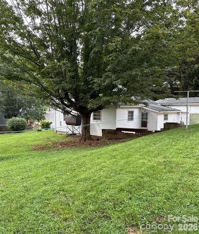 90 Tremont Street, Asheville, NC 28806