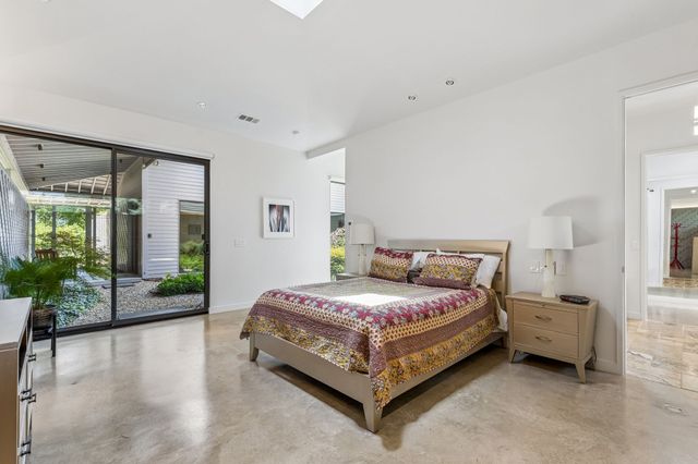 11057 Mandalay Drive, Dallas, TX 75228