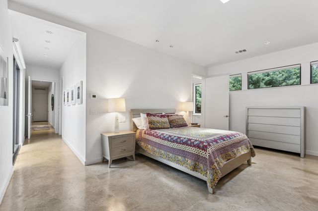 11057 Mandalay Drive, Dallas, TX 75228