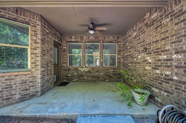 2420 Winter Trail Drive, Conroe, TX 77304