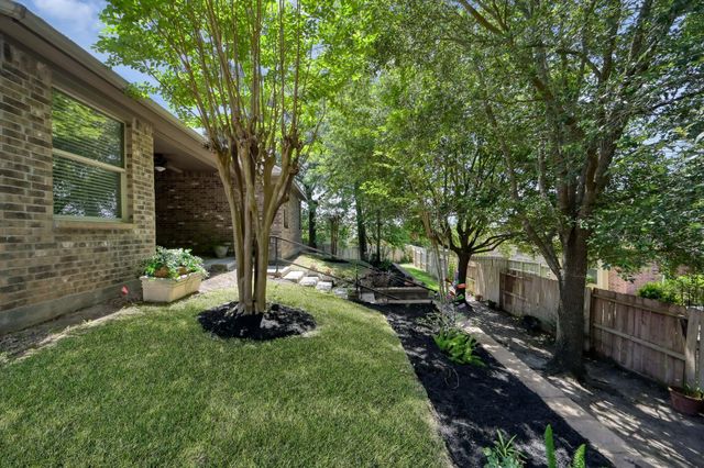 2420 Winter Trail Drive, Conroe, TX 77304