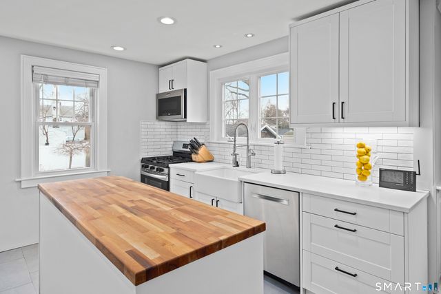 33 Myrtle Street, Norwalk, CT 06855