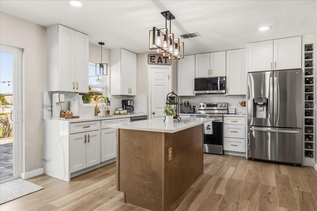 7554 LAKE ANDREA CIRCLE, Mount Dora, FL 32757