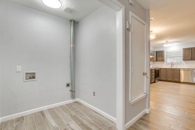 2616 Bomar Avenue 2618, Fort Worth, TX 76103