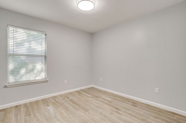 2616 Bomar Avenue 2618, Fort Worth, TX 76103