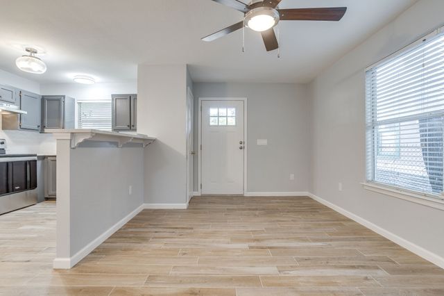 2616 Bomar Avenue 2618, Fort Worth, TX 76103
