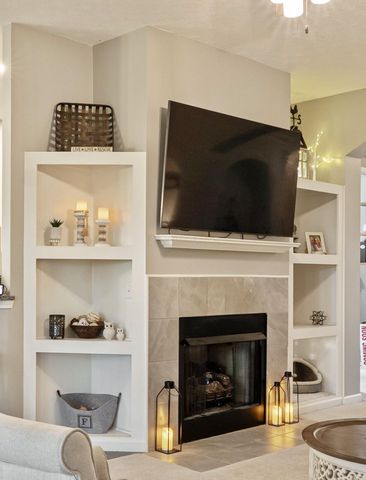 687 Wintergreen Way, Lewis Center, OH 43035