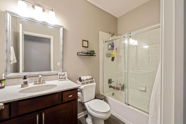 687 Wintergreen Way, Lewis Center, OH 43035