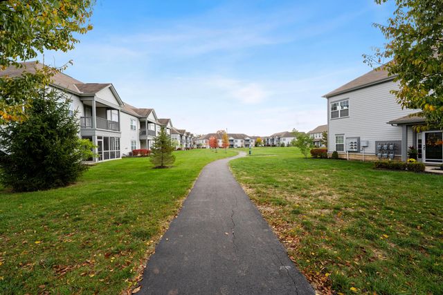 687 Wintergreen Way, Lewis Center, OH 43035